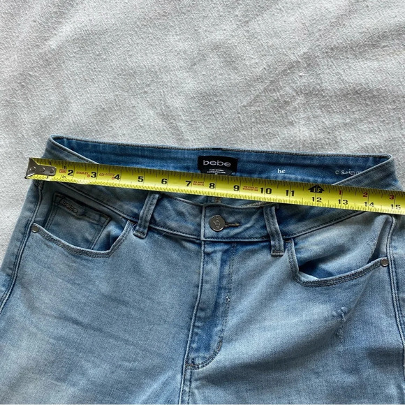 Bebe Heartbreaker Women's Skinny Jeans Light Wash Blue Heart Rhinestone Size 30 - Picture 8 of 11